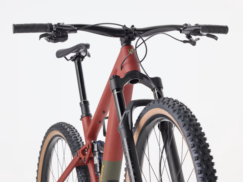 Trek Top Fuel 9.8 XT Di2 Gen 4 Full Suspension Mountain Bike 2026 in Matte Sedona Red/Pennyflake-2