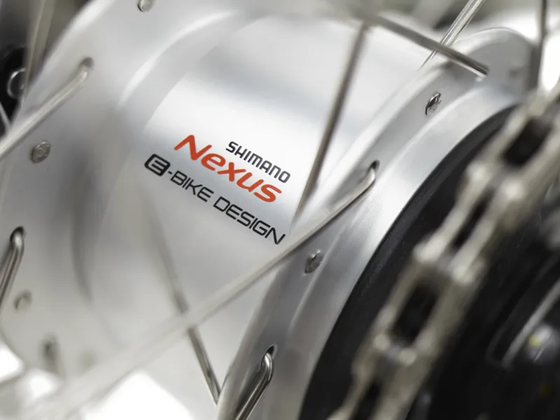 Electra Townie Go 5i Step Through Electric Hybrid Bike 2025 in Violet Fade-9