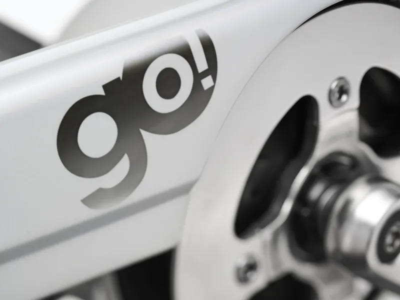 Electra Townie Go 5i Step Through Electric Hybrid Bike 2025 in Prismatic-2