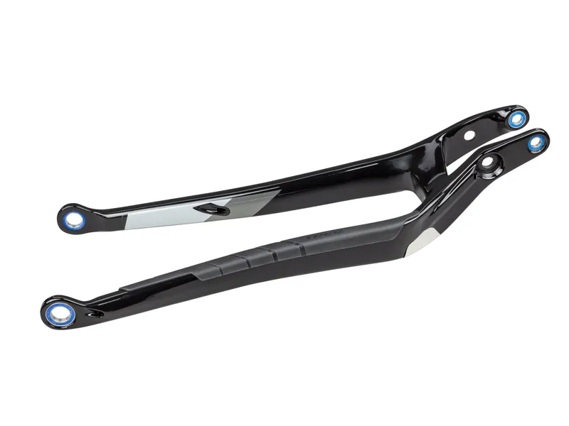 Balfes Bikes Trek 2017-2018 Remedy 27.5 Re:Aktiv with Thru Shaft Chainstay in Trek Black/Quicksilver | Free postage over £30, £10 off first order, price match & 0% finance.