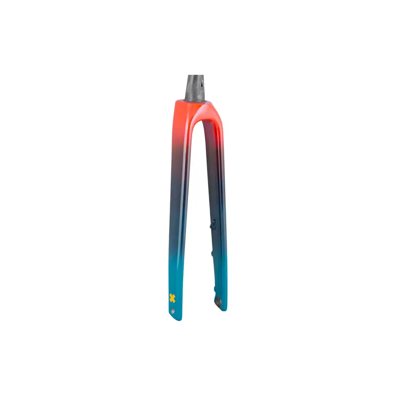 Balfes Bikes Trek Boone Gen 3 700c Rigid Fork in Radioactive Red/Navy | Free postage over £30, £10 off first order, price match & 0% finance.