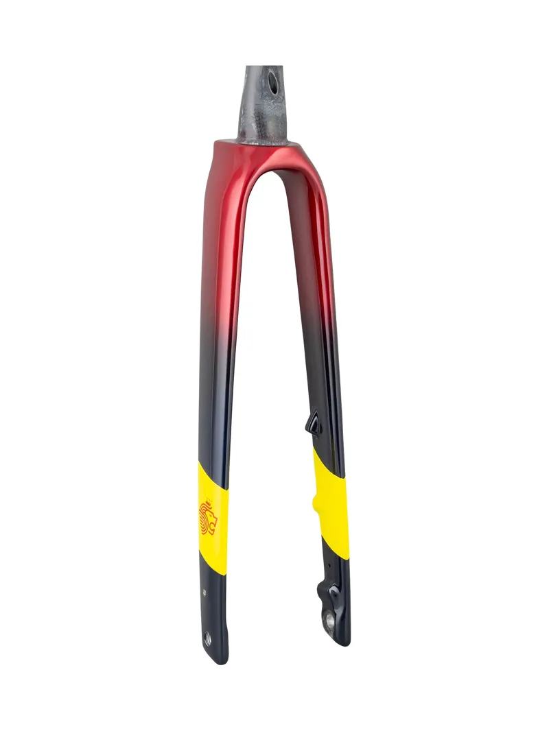Balfes Bikes Trek Domane SLR Gen 4 700c Rigid Fork in Red Metallic/Dark Blue Metallic | Free postage over £30, £10 off first order, price match & 0% finance.