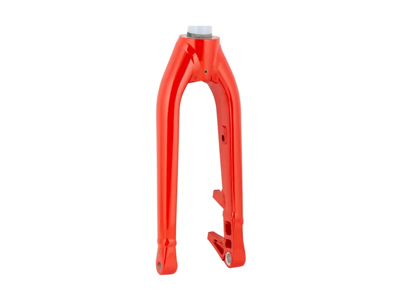 Balfes Bikes Trek Fetch+ 2 20in Rigid Fork in Lava | Free postage over £30, £10 off first order, price match & 0% finance.