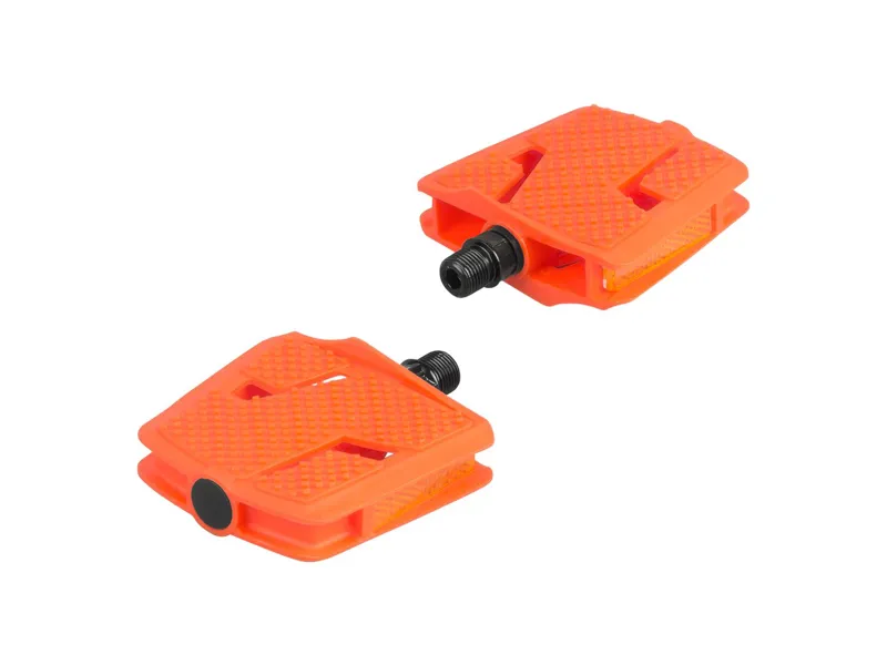 Balfes Bikes Trek Kids Large 9/16 inch Platform Pedal Set in Roarange | Free postage over £30, £10 off first order, price match & 0% finance.
