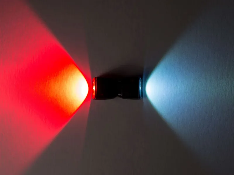 Light Trek Ion 100 R/Flare R City Bike Light Set in Black-5