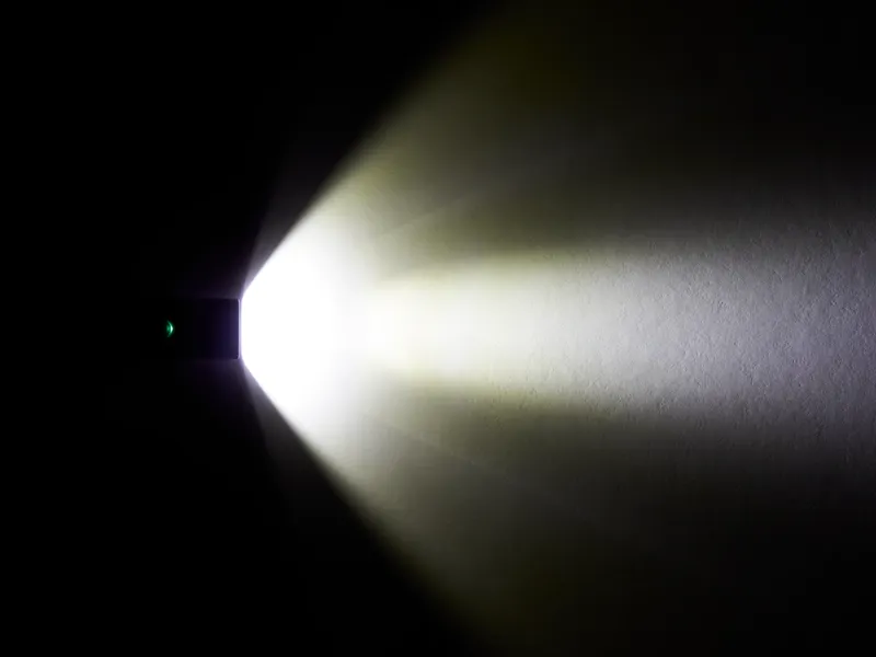 Trek Commuter Comp R USB Rechargeable Front Bike Light in Black-2