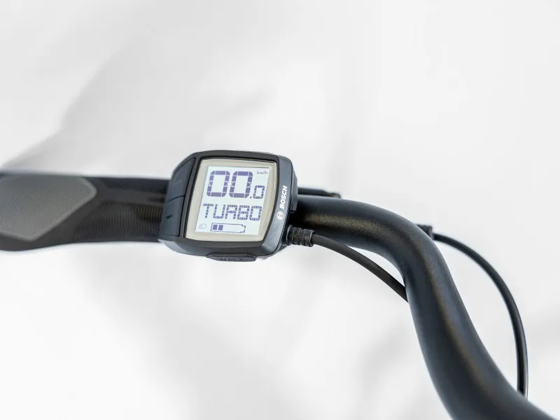 Trek Verve+ 1 Lowstep 400Wh Electric Hybrid Bike 2024 in Penny Flake Orange-3