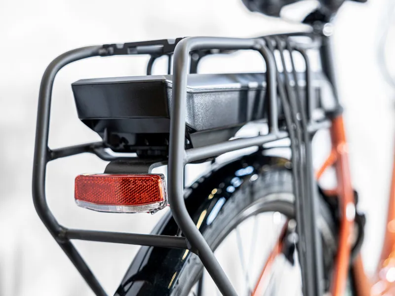 Trek Verve+ 1 Lowstep 400Wh Electric Hybrid Bike 2024 in Penny Flake Orange-8