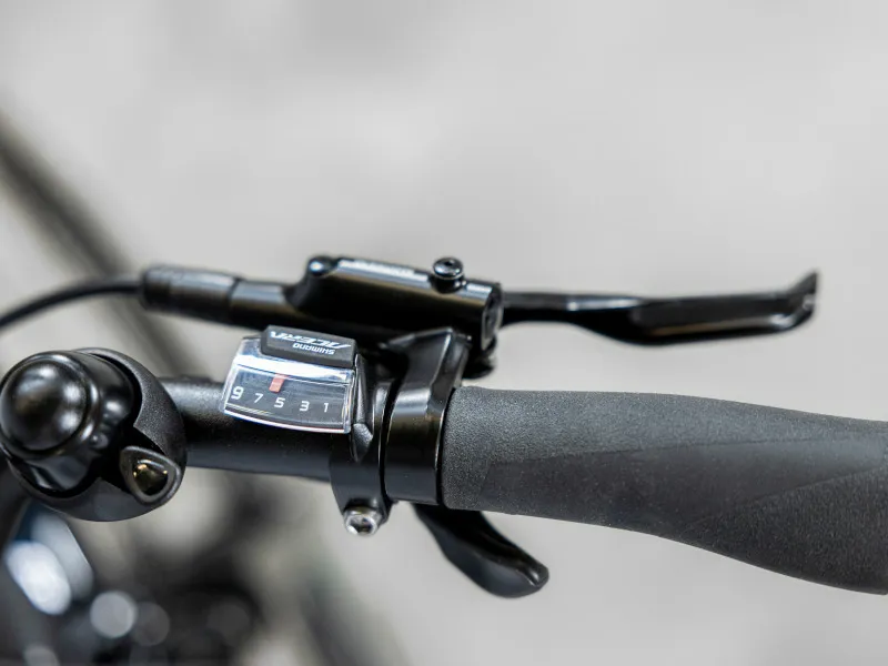 Trek Verve+ 2 Lowstep 500Wh Electric Hybrid Bike 2024 in Black-4