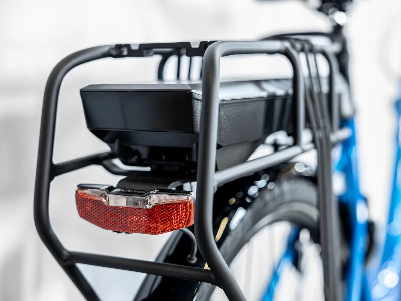 Trek Verve+ 2 Lowstep 400Wh Electric Hybrid Bike 2025 in Alpine Blue-8