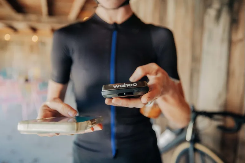 Wahoo ELEMNT ACE GPS Cycling Computer-7