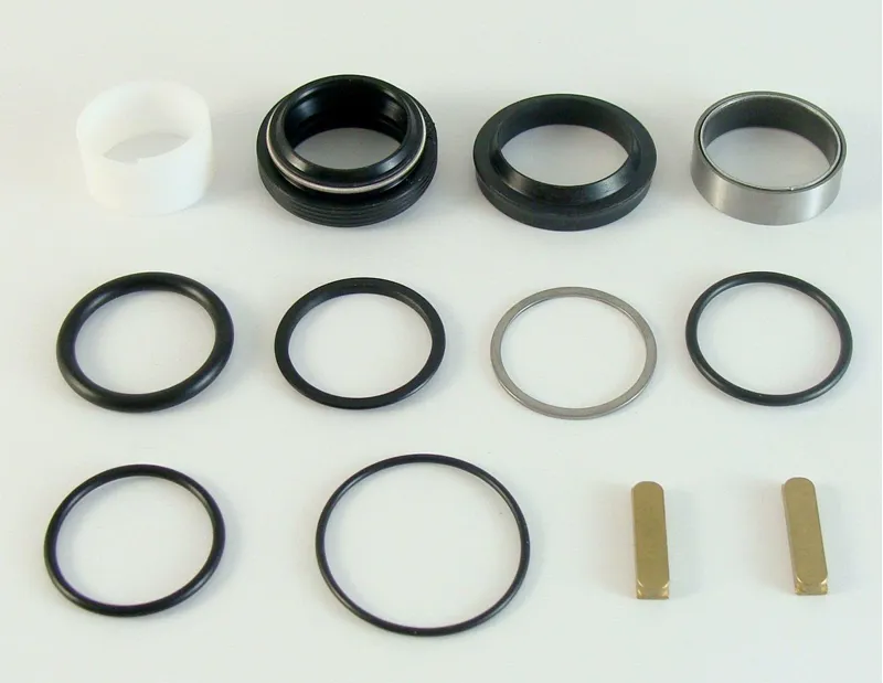 Specialized STP SUB MY11-17 COMMAND POST BLACKLITE 30.9MM SERVICE KIT  USE W/ 2009099