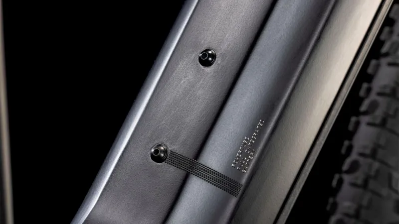 Cube Reaction Hybrid One 600 EE 2025 in Blackline-3