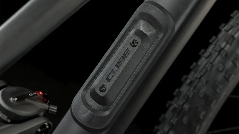 Cube Stereo one44 c:62 Pro 2025 in Carbon Black-2