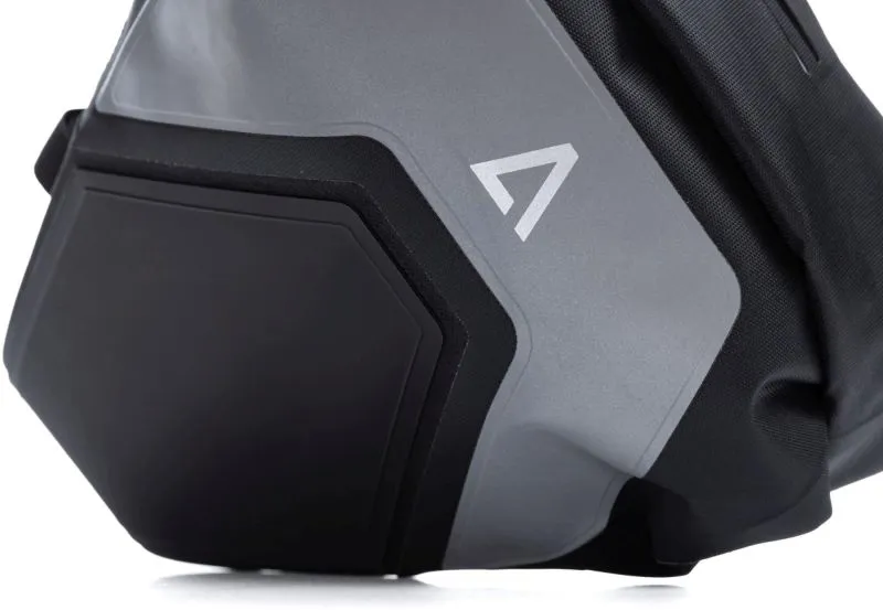 Acid Saddle Bag Pack Pro 6 in Black-1