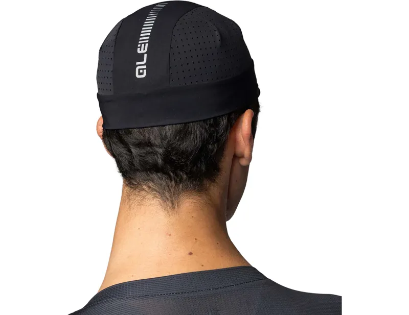 Ale Sunny Summer Cap in Black-3