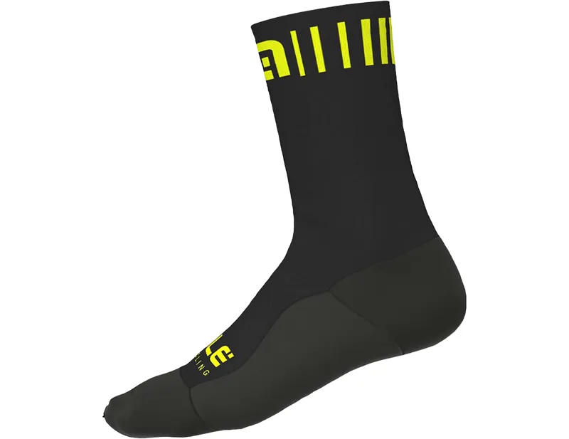 Balfes Bikes Ale Strada 18cm Socks in Black/Yellow | Free postage over £30, £10 off first order, price match & 0% finance.
