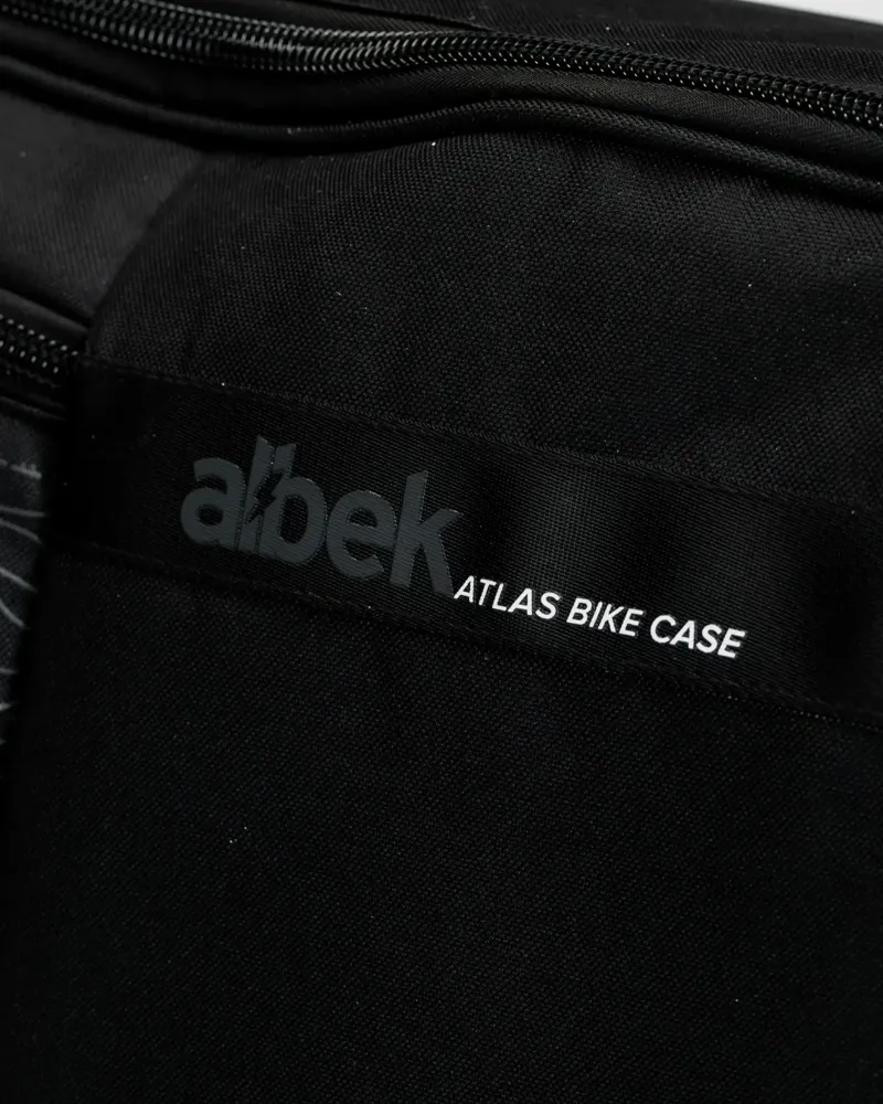 Albek Atlas Bike Bag in Covert Black-8