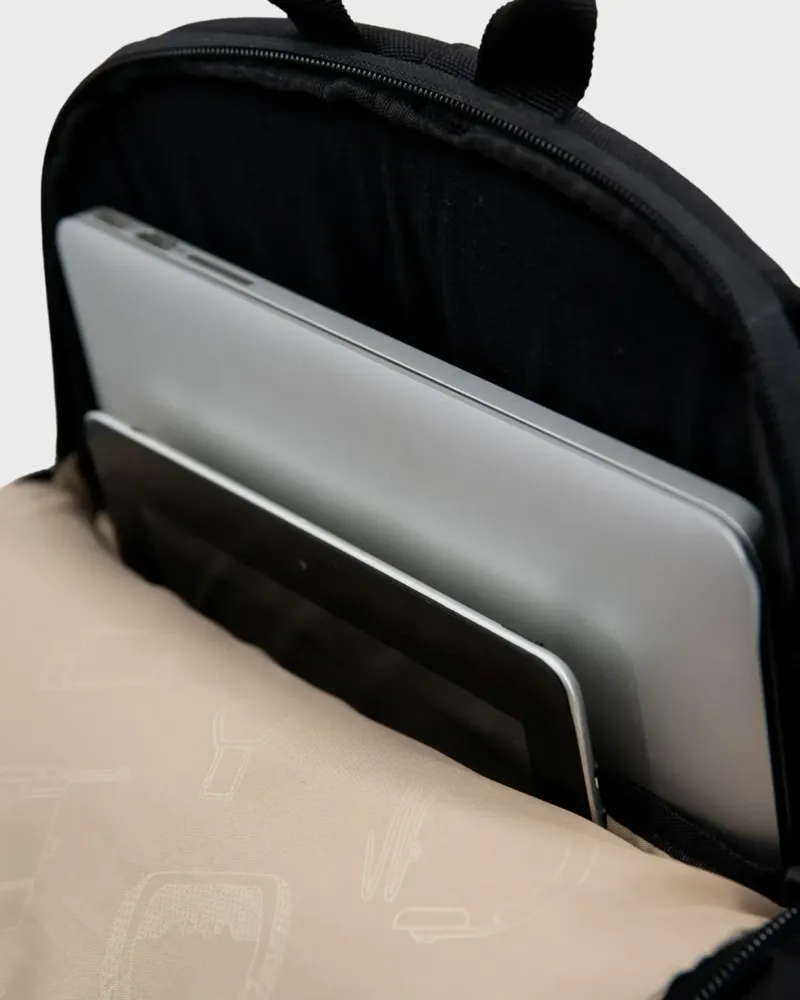 Albek Dudley Backpack in Covert Black-8