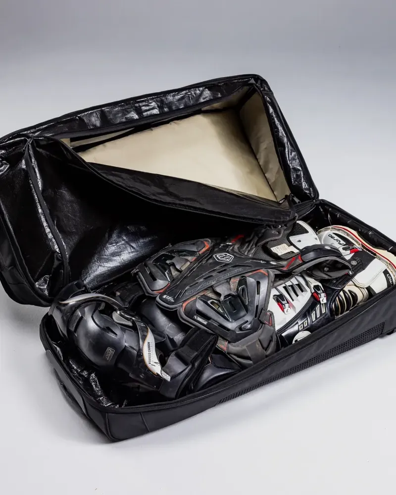 Albek Econo Haul Gear Bag in Covert Black-10