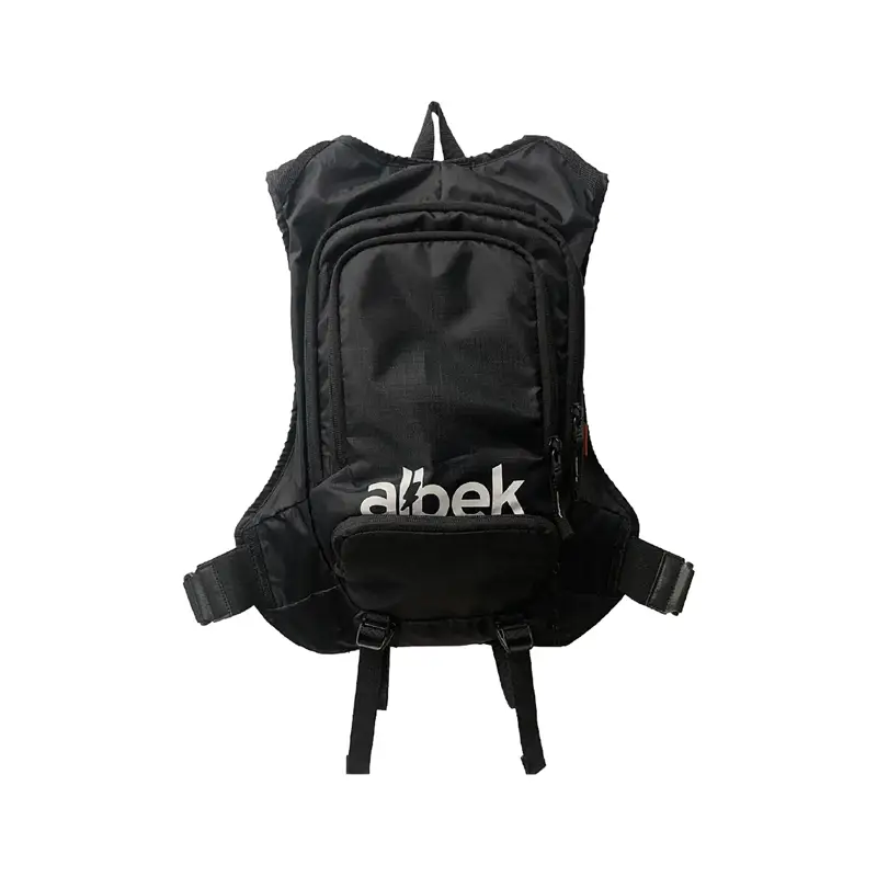 Balfes Bikes Albek H2O Hauler Eight Hydration Pack 3L in Covert Black | Free postage over £30, £10 off first order, price match & 0% finance.