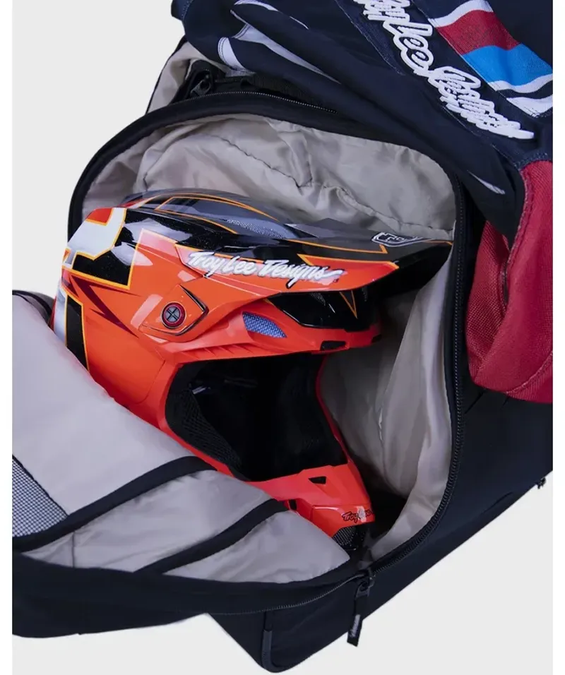 Albek Meridian Gear Bag in Covert Black-5