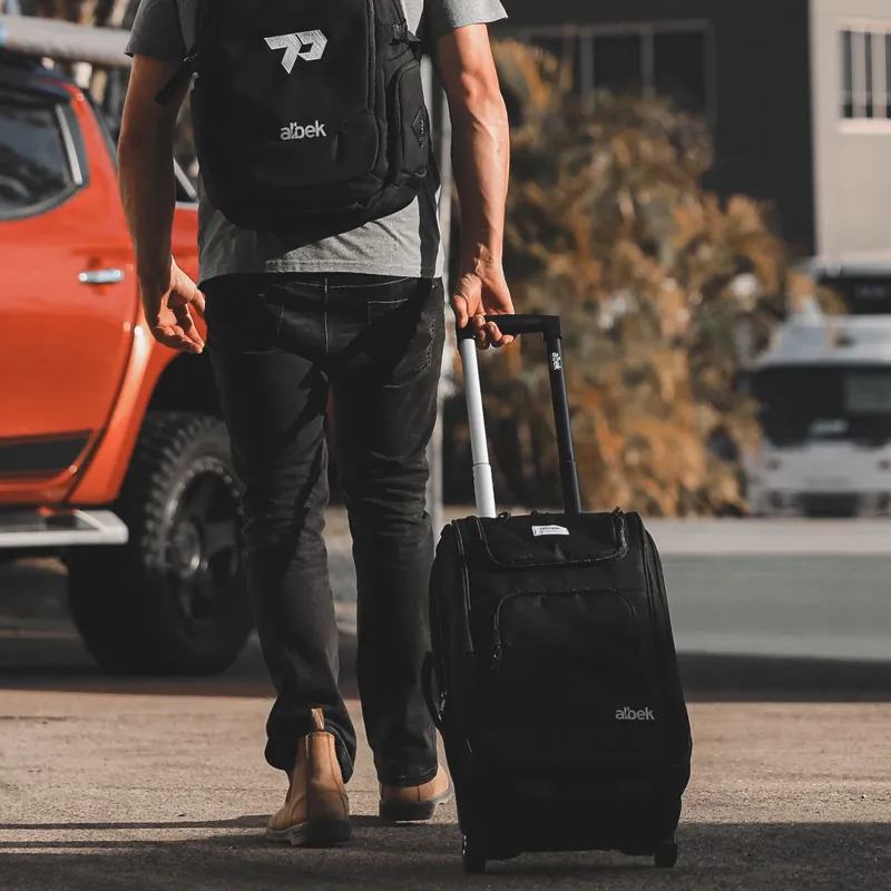 Albek Short Haul Travel Bag in Covert Black-11