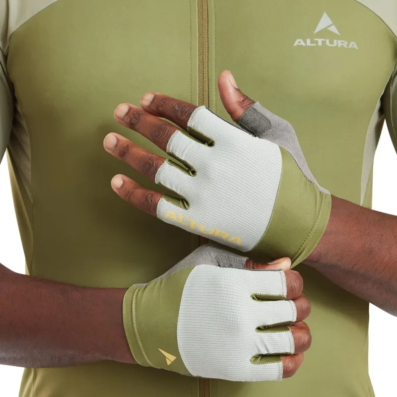 Altura Airstream Cycling Mitts in Olive-3