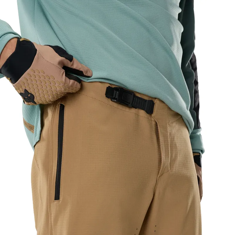 Fox Defend Pant in Brown Sugar-4