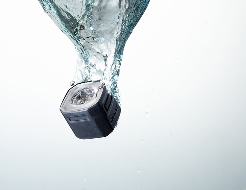 Giant Recon HL 100 Front Light in Black-2