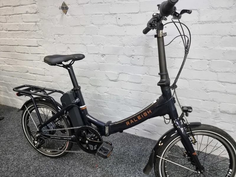 EX DISPLAY Raleigh Stoweway 20 Inch Folding Electric Bike 2023 in Blue-3