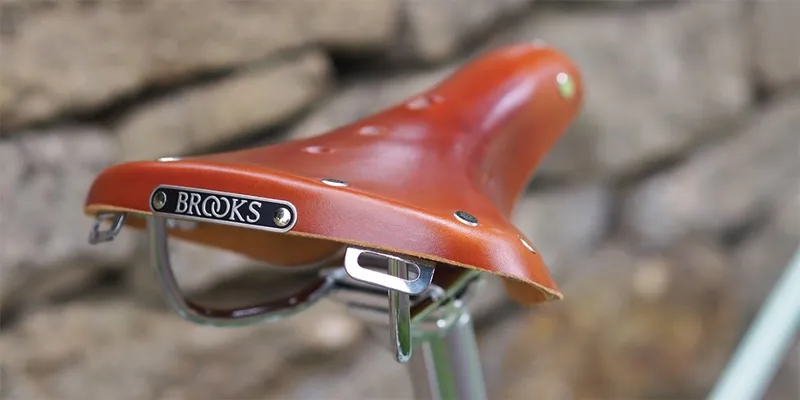 Pashley Aurora Ladies Hybrid Bike 2022 in Old English White-3