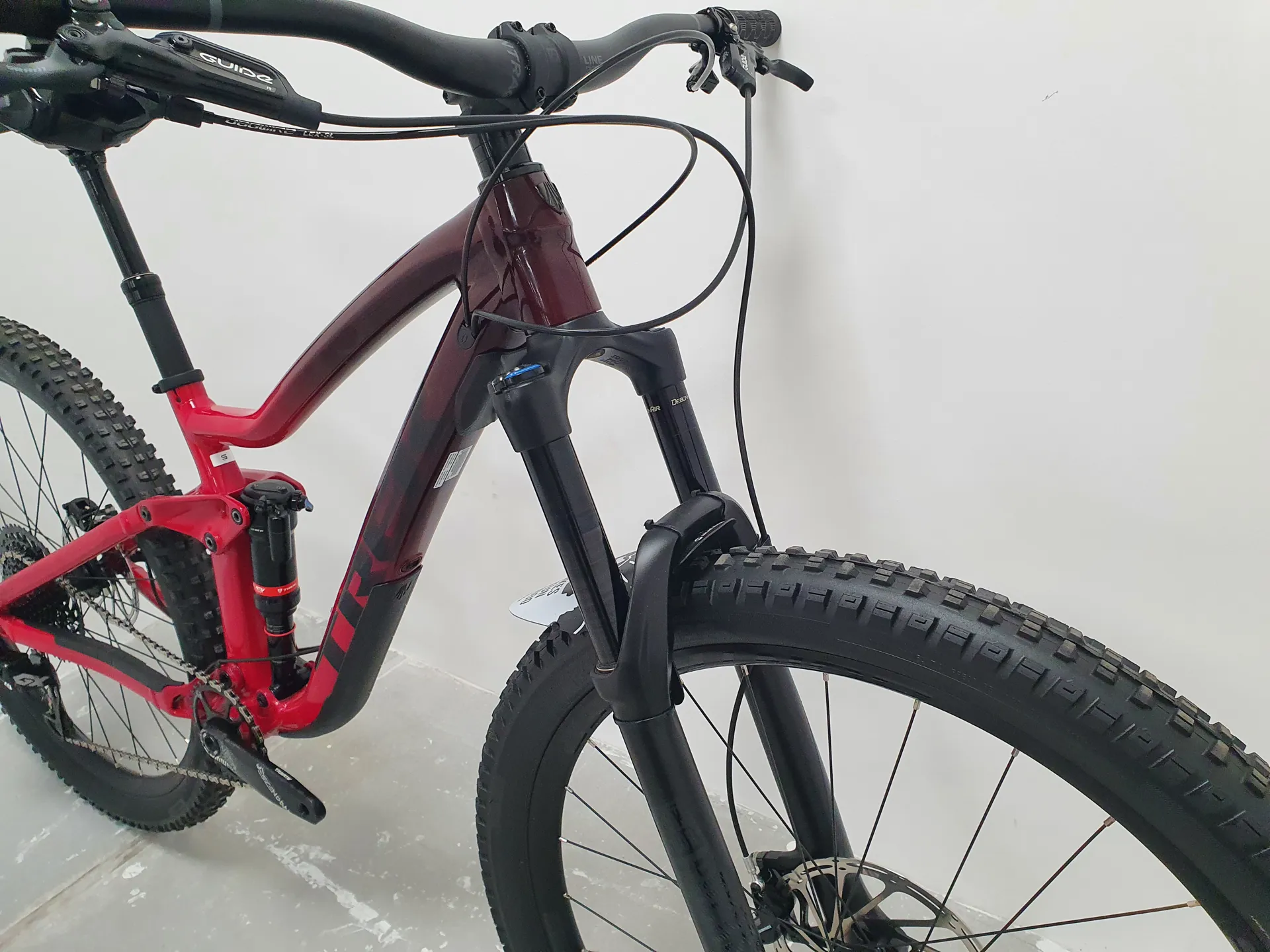 Ex Display Trek Slash GX Full Suspension Mountain Bike 2020 in