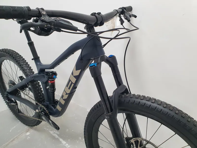 Ex Display Trek Remedy 9.8 GX Full Suspension Mountain Bike 2020 in Blue Small-3