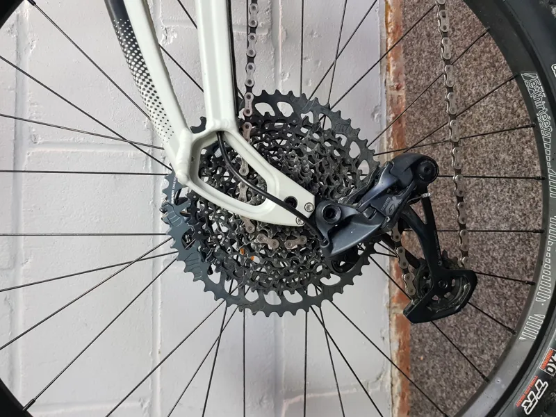 Ex-Demo Orange Stage Evo RS 21 XL Full Suspension Mountain Bike 2021 in White-5