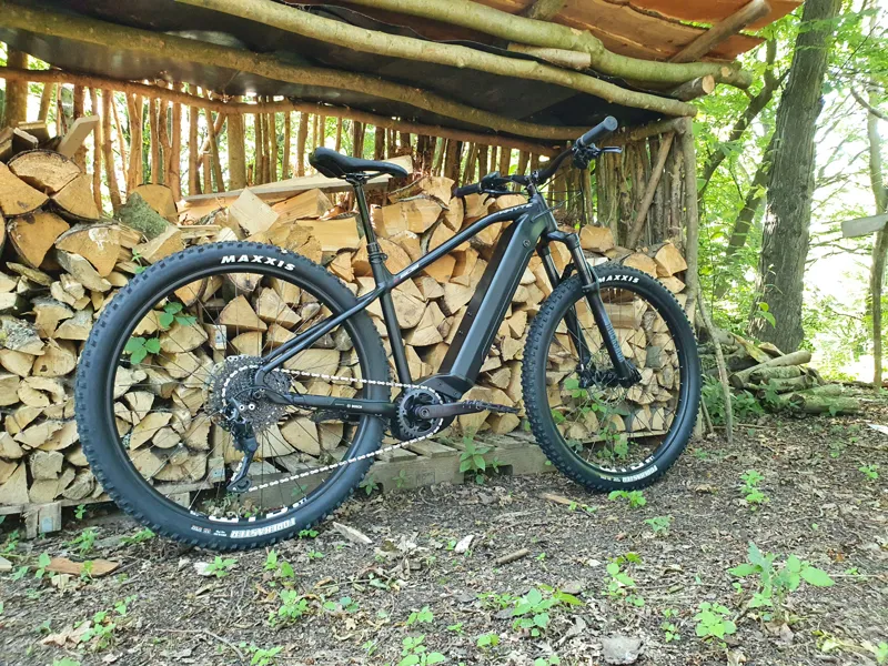 Whyte e-505 v1 Electric Mountain Bike 2023 in Matt Black-2