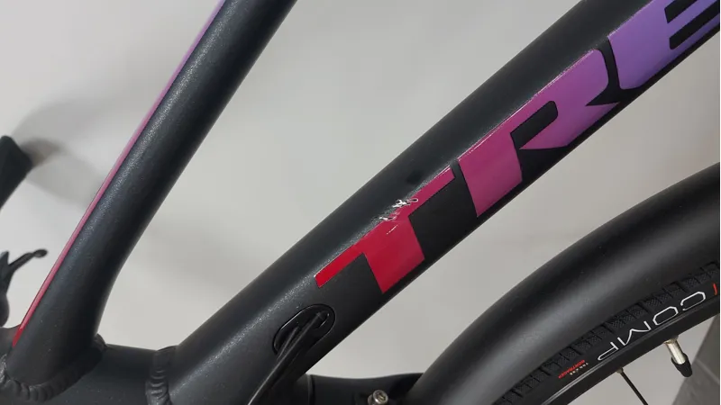 EX Display Trek FX 3 Disc Equipped Womens Step Through Hybrid Bike Medium 2021 in Black-4