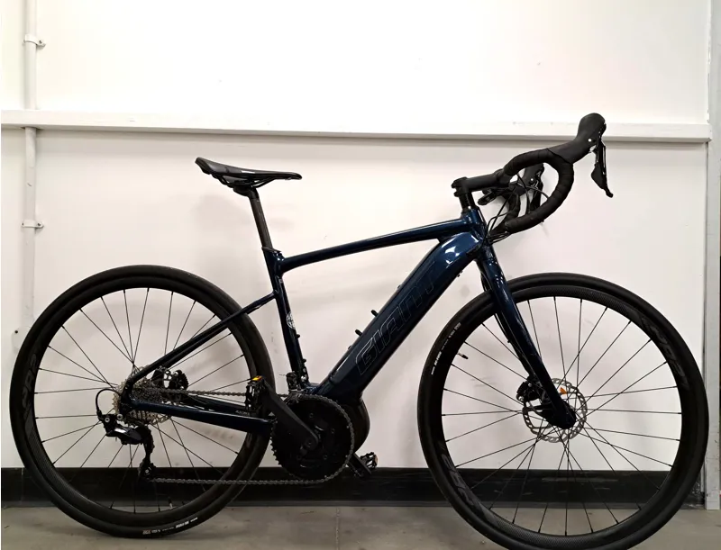 EX DISPLAY Giant Road E+ 2 Pro Electric Road Bike MEDIUM 2021 in Cosmos Navy 