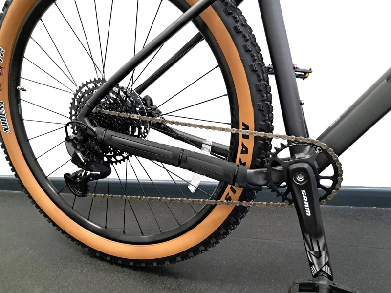 Ex-Display Trek Marlin 8 Gen 3 Hardtail Mountain Bike Medium/Large 2023 in Matte Black-2