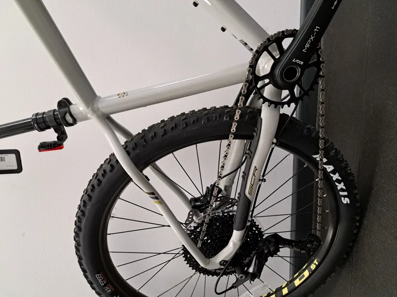 EX DISPLAY Whyte 805 v4 Hardtail Mountain Bike Small 2023 in Gloss Cement-1