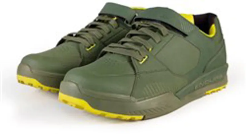 Endura MT500 Burner Clipless Shoe in Green-1
