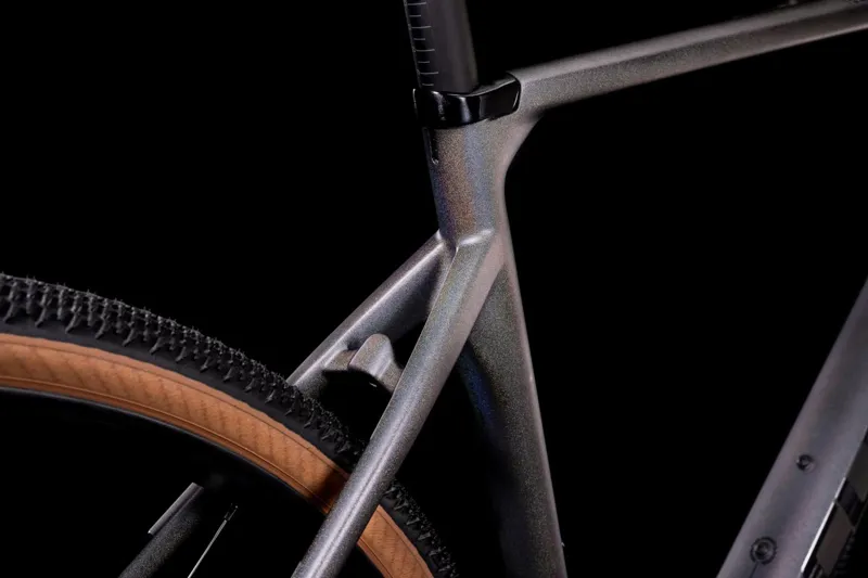 Cube Nuroad c:62 SLT Gravel Bike 2022 in Flat Prizm Black-2