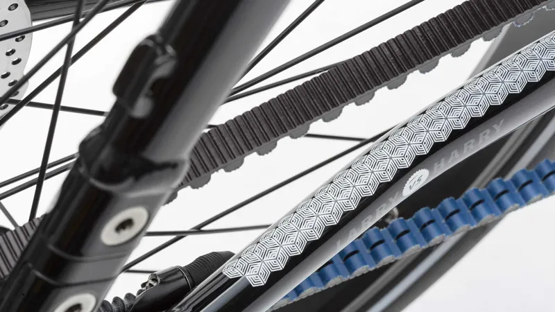 Bullitt Original Classic Black Alfine 8 Speed Cargo Bike 2021 in Black-2