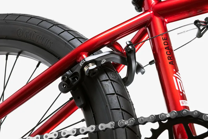 Wethepeople Arcade Freestyle 20 inch wheel BMX 2023 in Candy Red-8