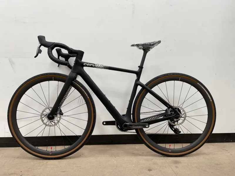 EX-DISPLAY Cervelo Aspero-5 Force Etap AXS 1 Carbon Gravel Bike 51cm 2022 in Black-1