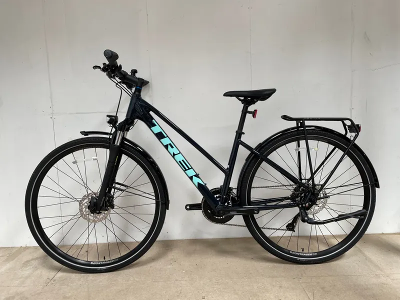 EX-DISPLAY Trek Dual Sport 3 Stagger Equipped Womens Hybrid Bike Medium in Navy-2