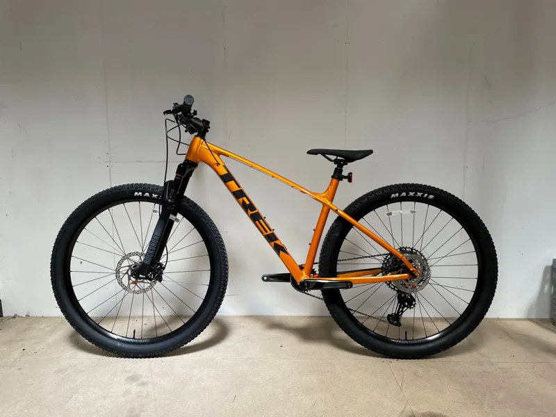 EX-DISPLAY Trek X-Caliber 9 Hardtail Mountain Bike Large 2022 in Orange -2