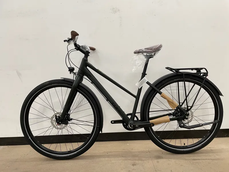 EX-DISPLAY Cube Travel Pro Hybrid Bike Trapeze Frame Small 2022 in Green-1