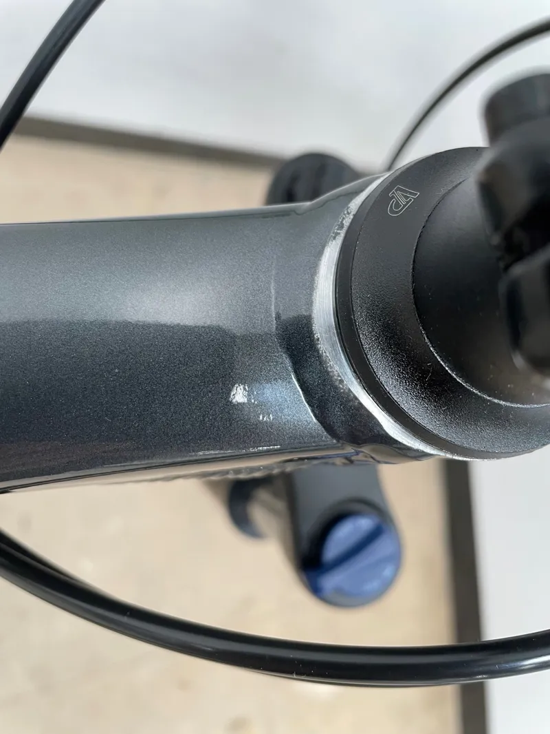 EX-DISPLAY Trek Marlin 5 Hardtail Mountain Bike Medium 2022 in Grey -3