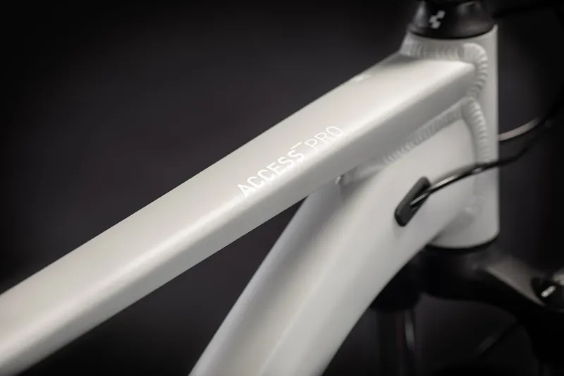 Cube Access Pro Womens Mountain Bike 2021 in White-4